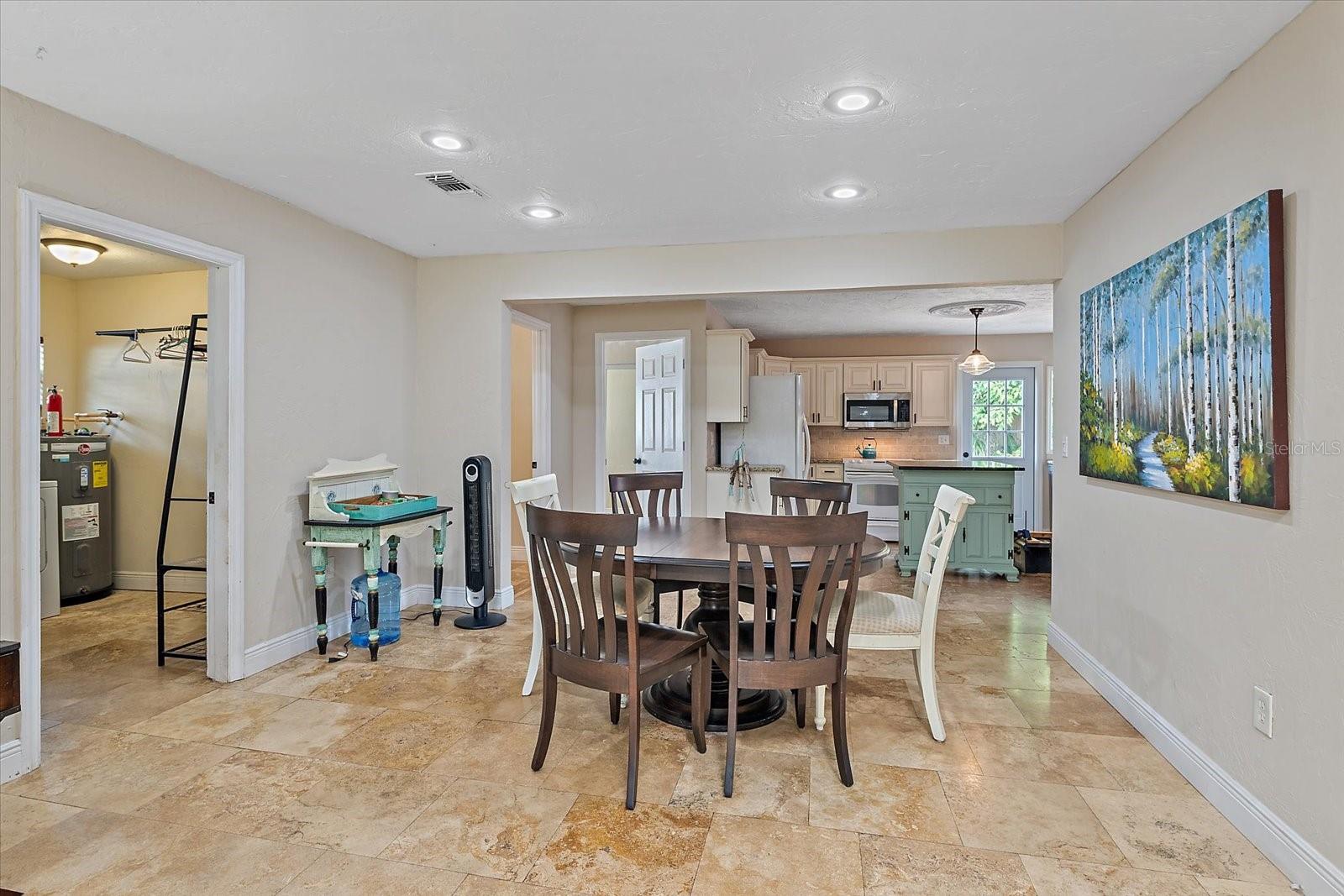 LOMA LINDA PARK - Residential