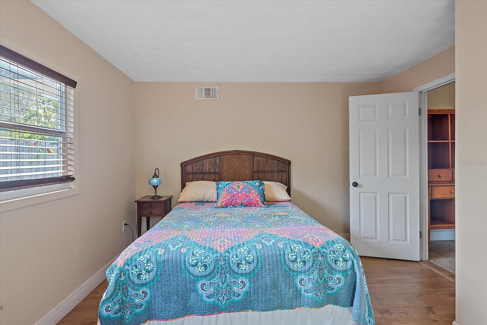 LOMA LINDA PARK - Residential