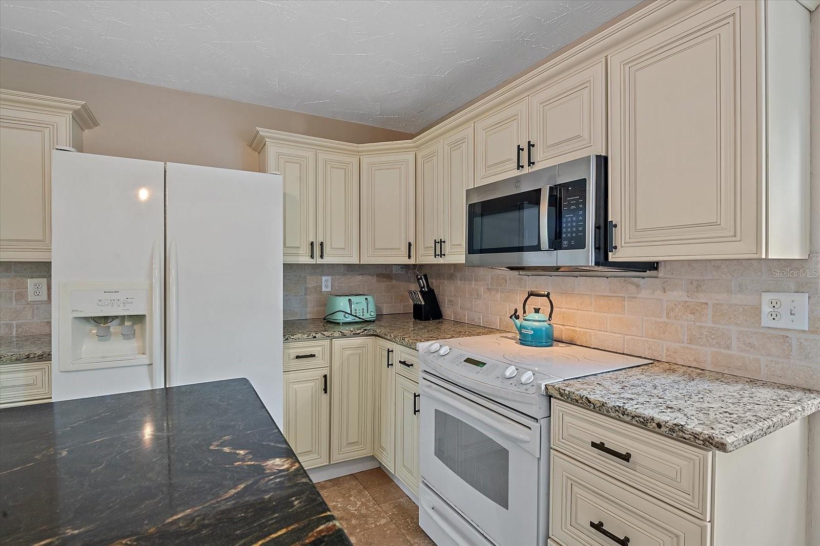 LOMA LINDA PARK - Residential