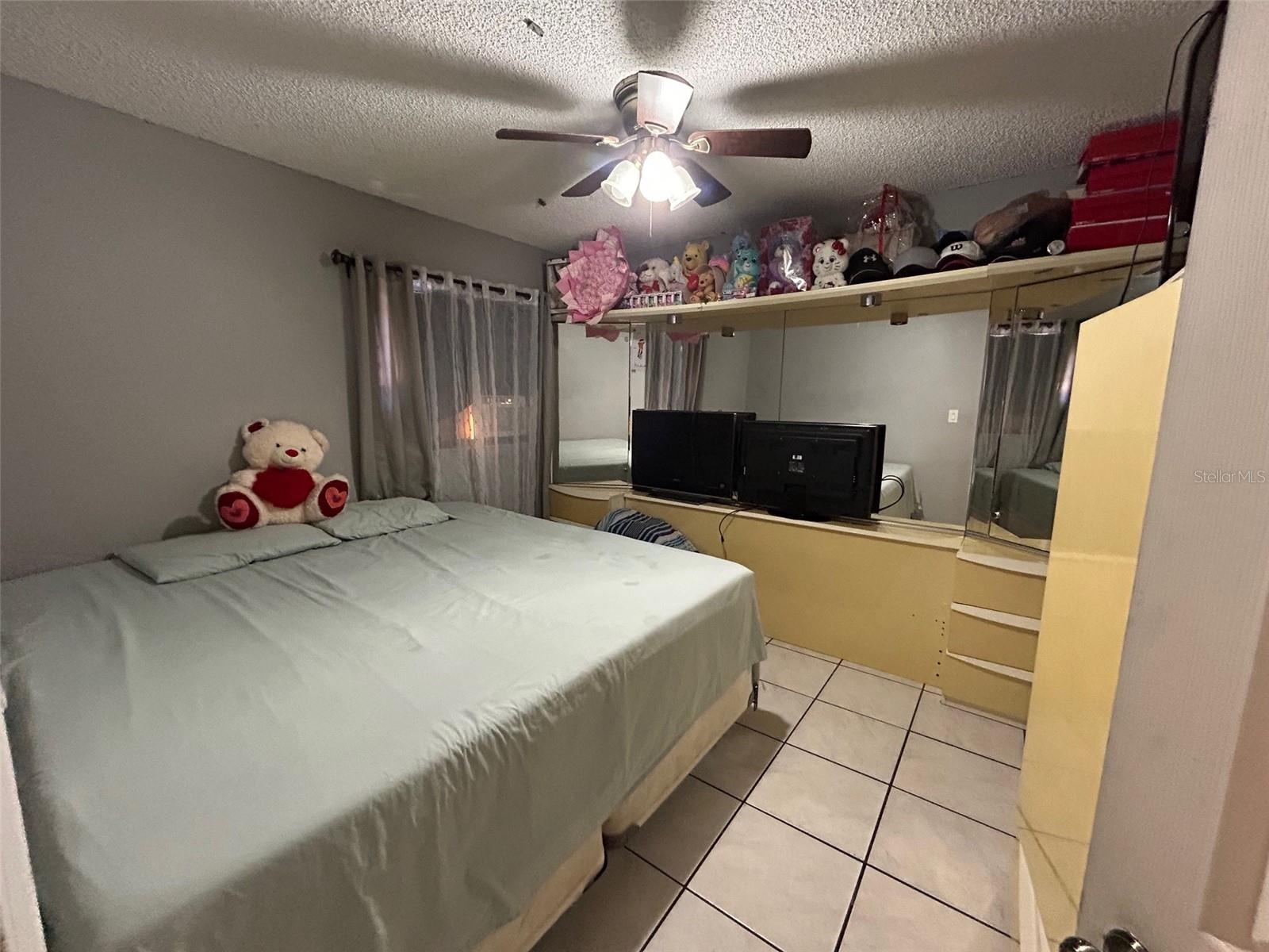 AIRPORT REV - Residential Income