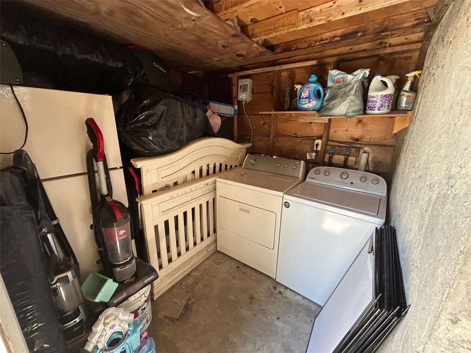 AIRPORT REV - Residential Income