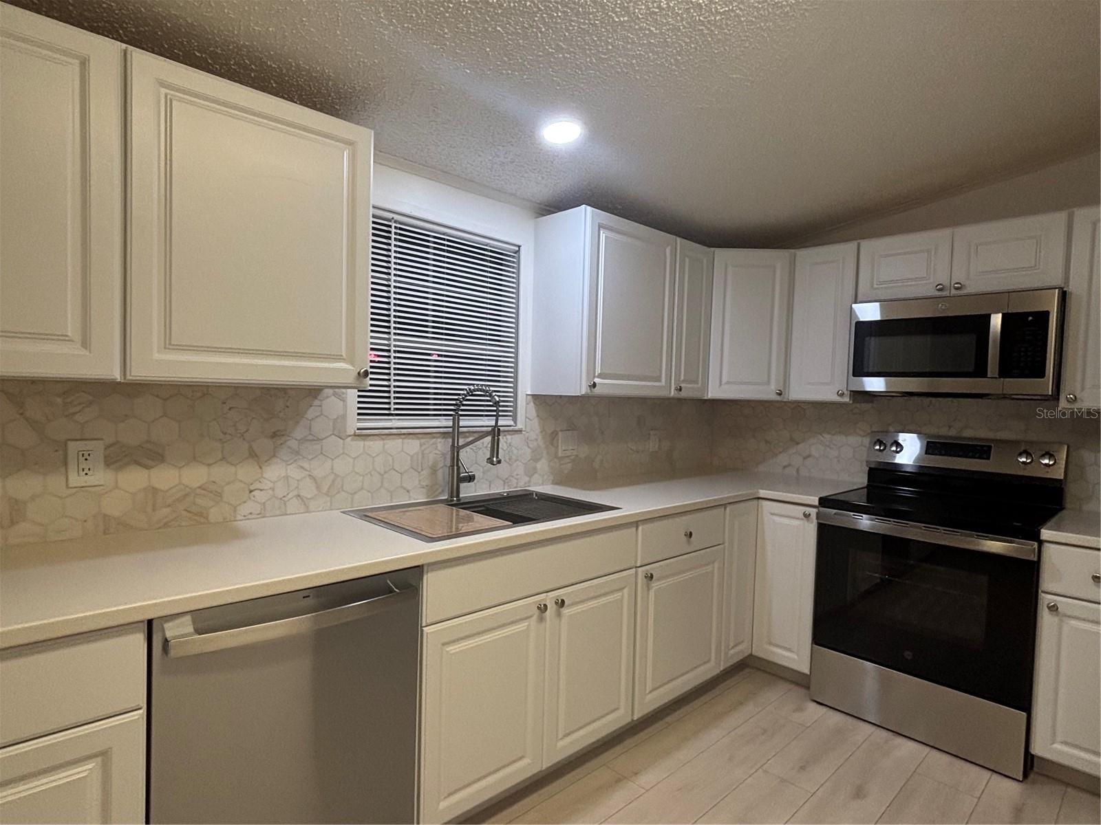 SEMINOLE COVE - Residential