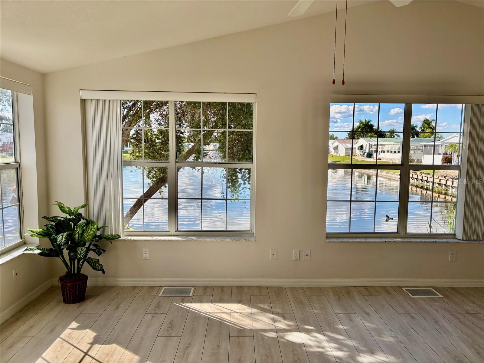 SEMINOLE COVE - Residential