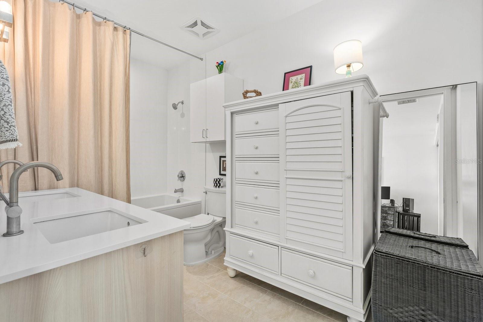 RISDON/5TH - Residential