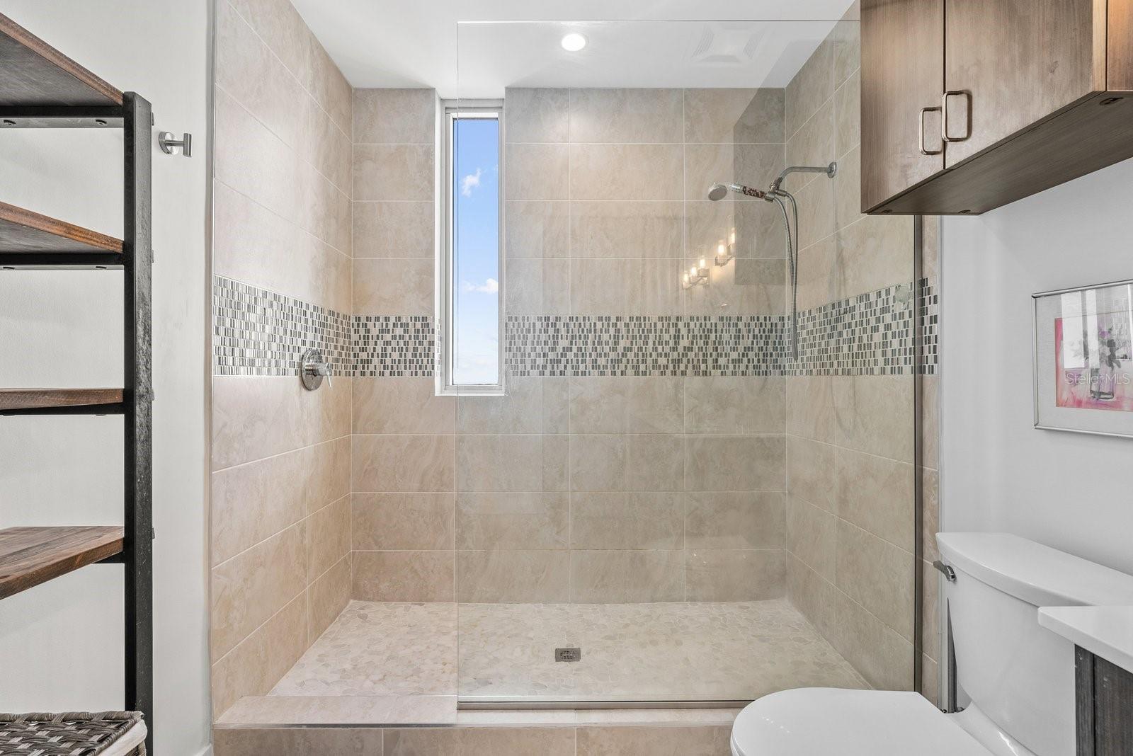 RISDON/5TH - Residential