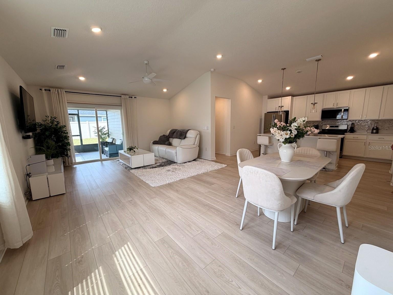 354 BOULDER LANE