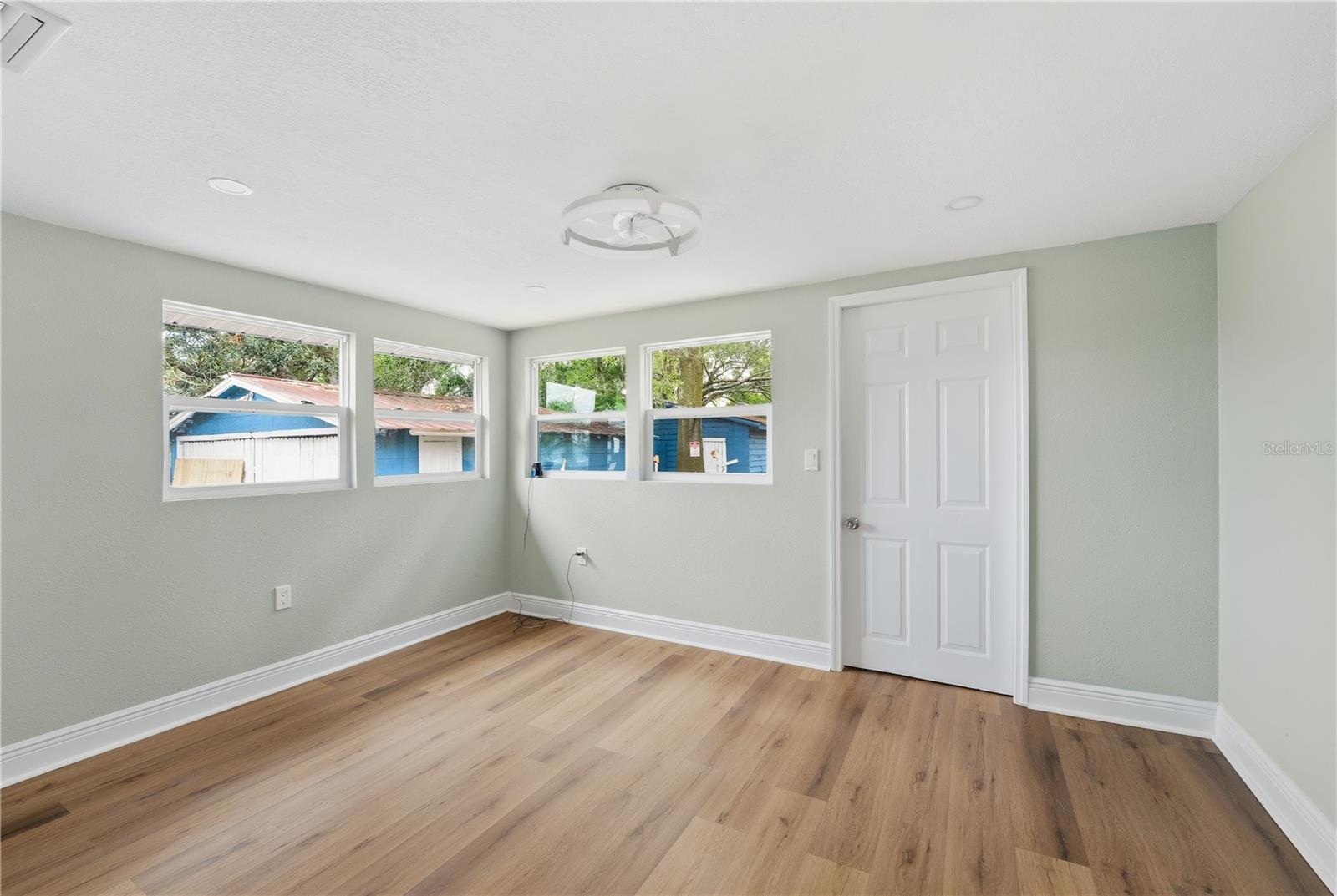 AUBURNDALE HEIGHTS - Residential