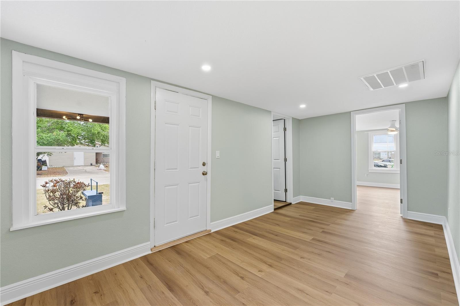 AUBURNDALE HEIGHTS - Residential