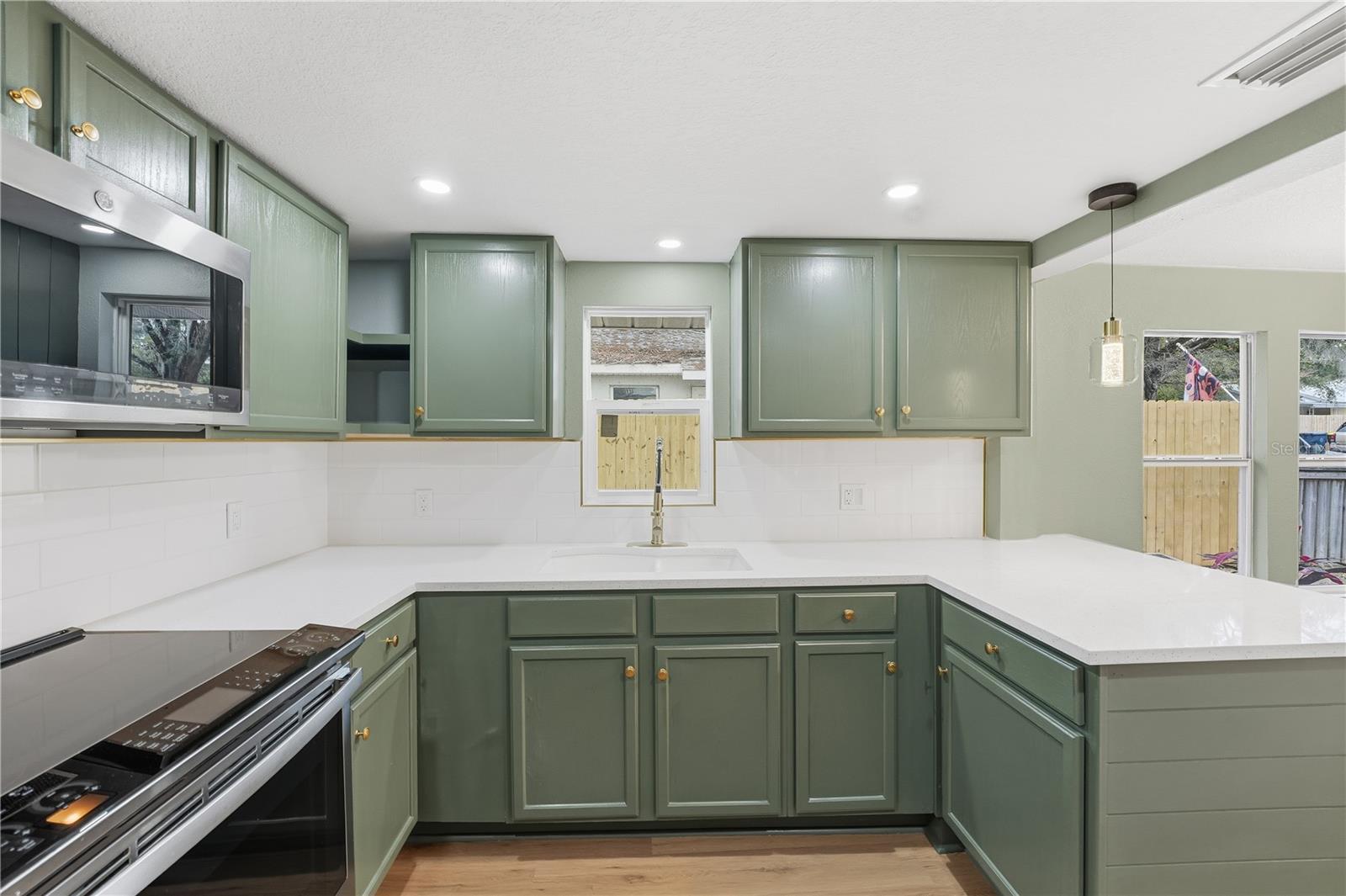 AUBURNDALE HEIGHTS - Residential