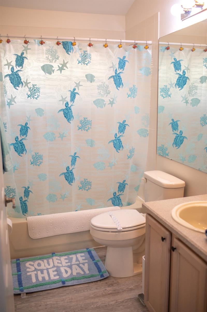 INDIAN CRK PH 06 - Residential Lease