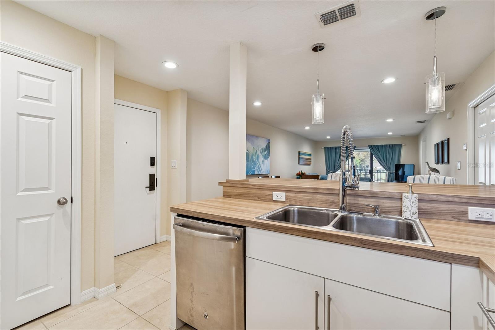 SADDLEBROOK CONDO CL 05 - Residential