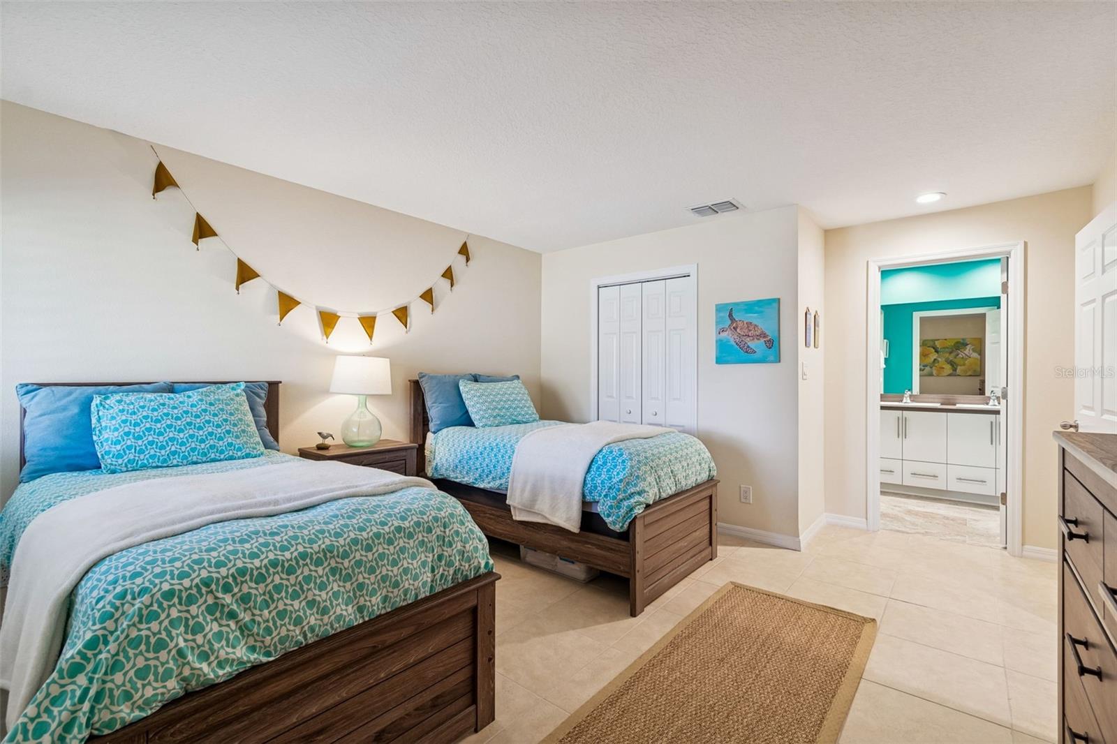 SADDLEBROOK CONDO CL 05 - Residential