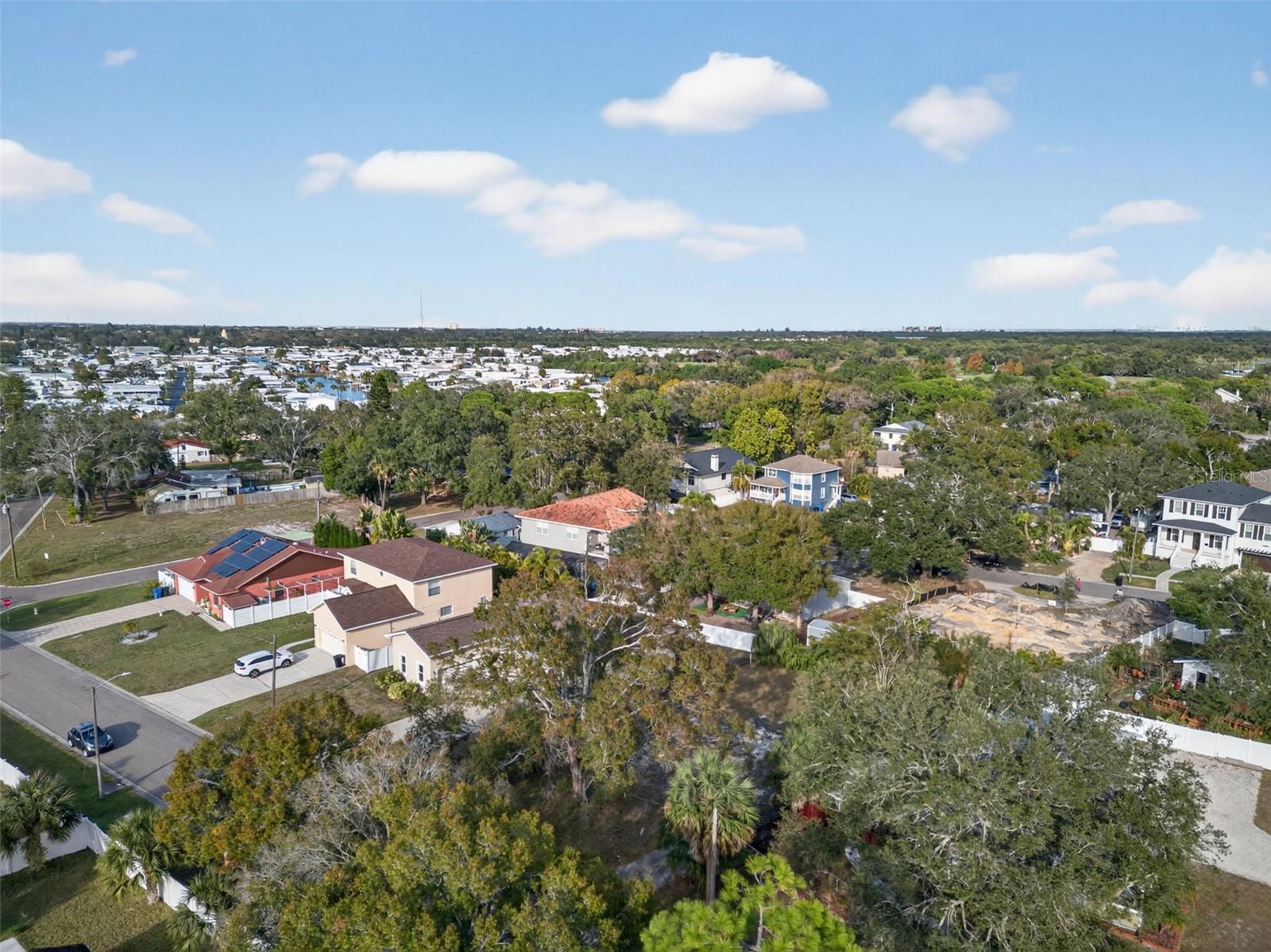 FLORIDA RIVIERA 2 - Land