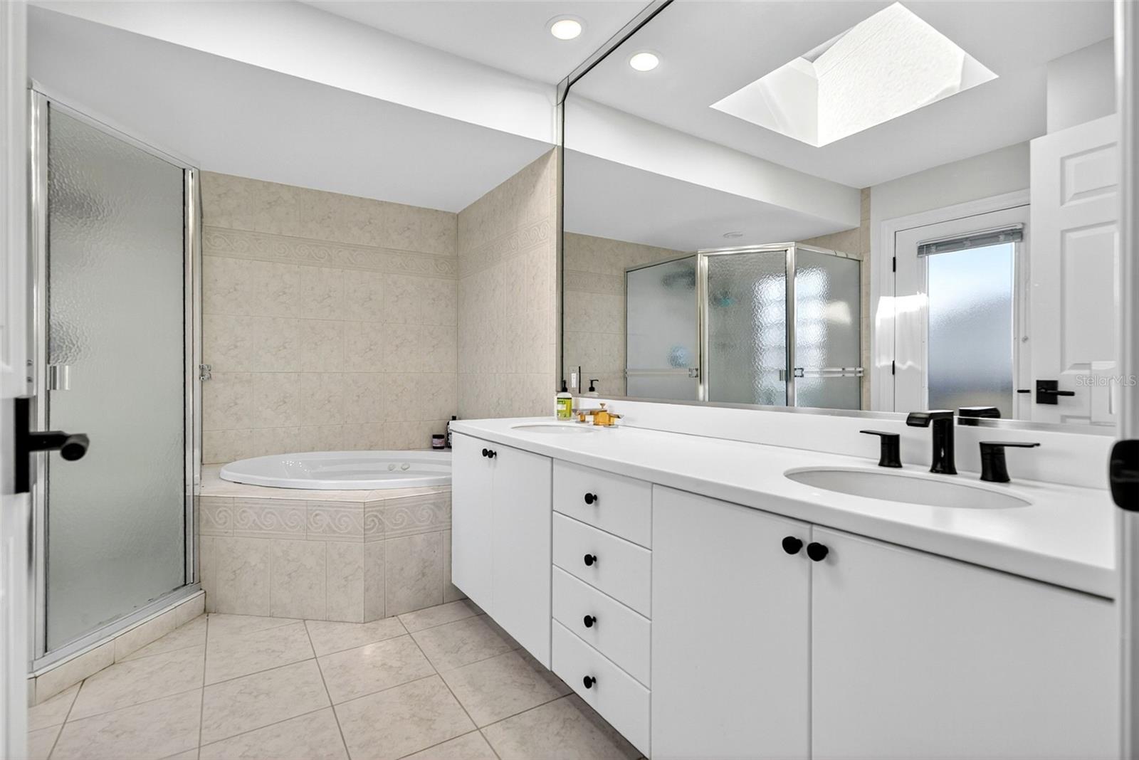 HARBOUR OAKS 2 - Residential