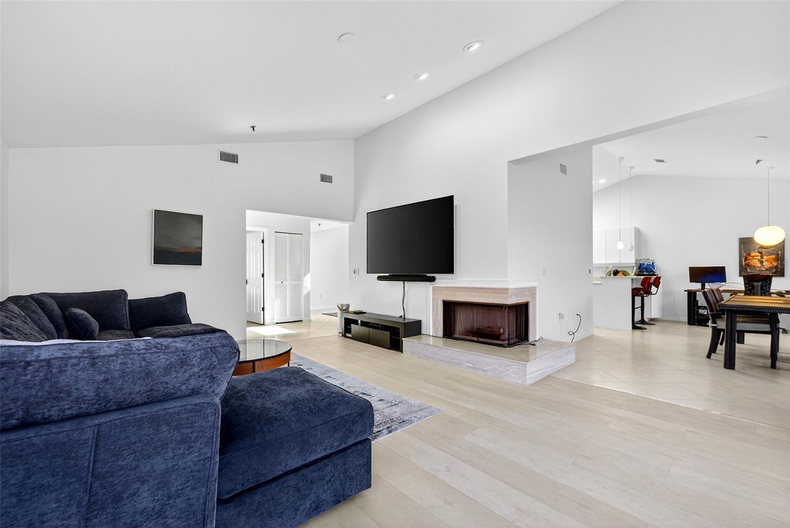 HARBOUR OAKS 2 - Residential