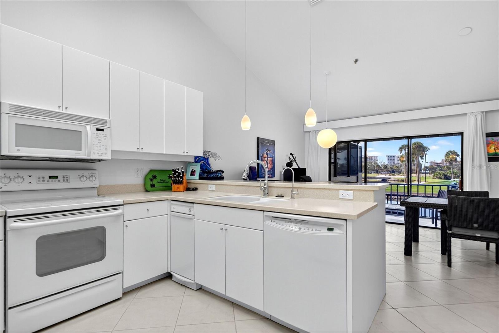 HARBOUR OAKS 2 - Residential