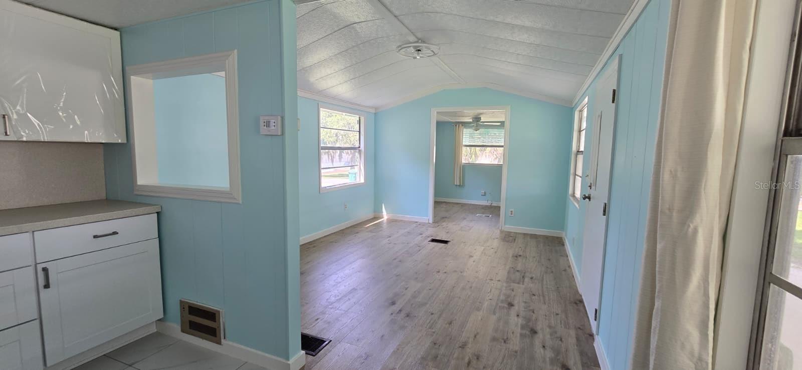 HEARTY HOST LAKE RESORT - Residential
