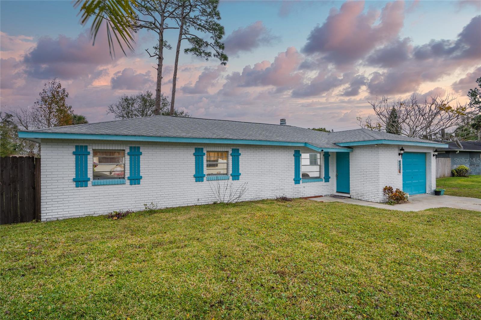 2325 WILLOW OAK DRIVE