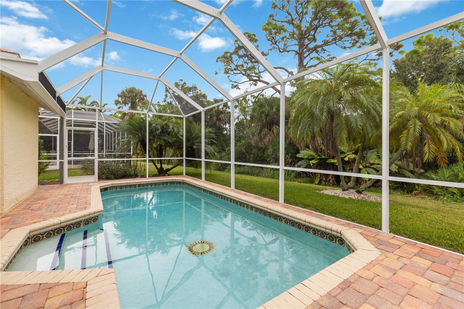 TURTLE ROCK PARCELS I & J - Residential