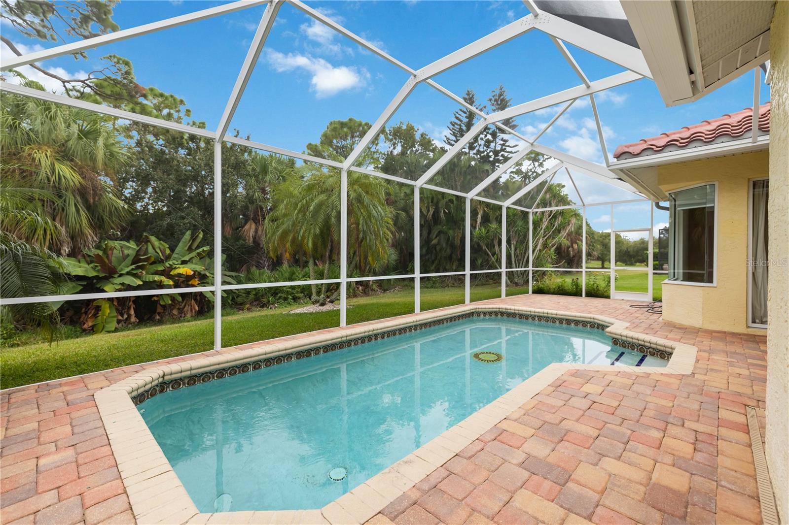 TURTLE ROCK PARCELS I & J - Residential