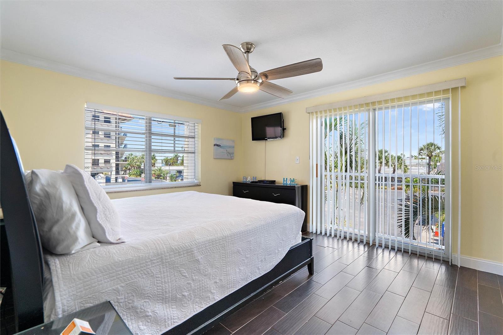 SUN HARBOR CONDO ST PETE BEACH - Residential