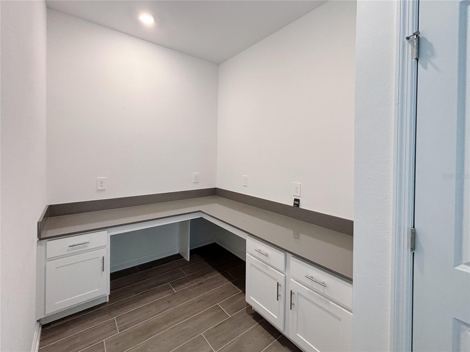 STOREY GROVE PH 5 - Residential Lease