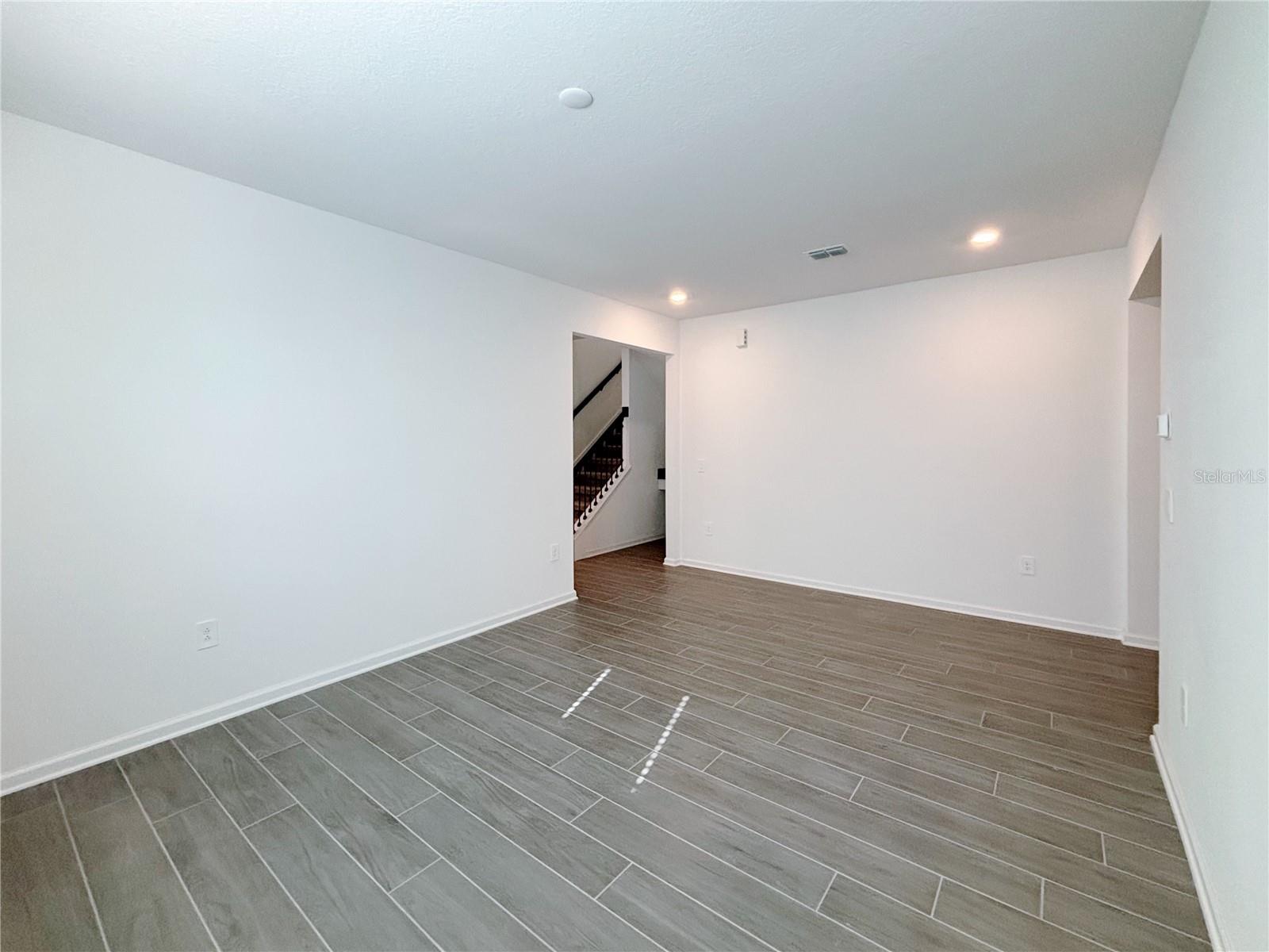 STOREY GROVE PH 5 - Residential Lease