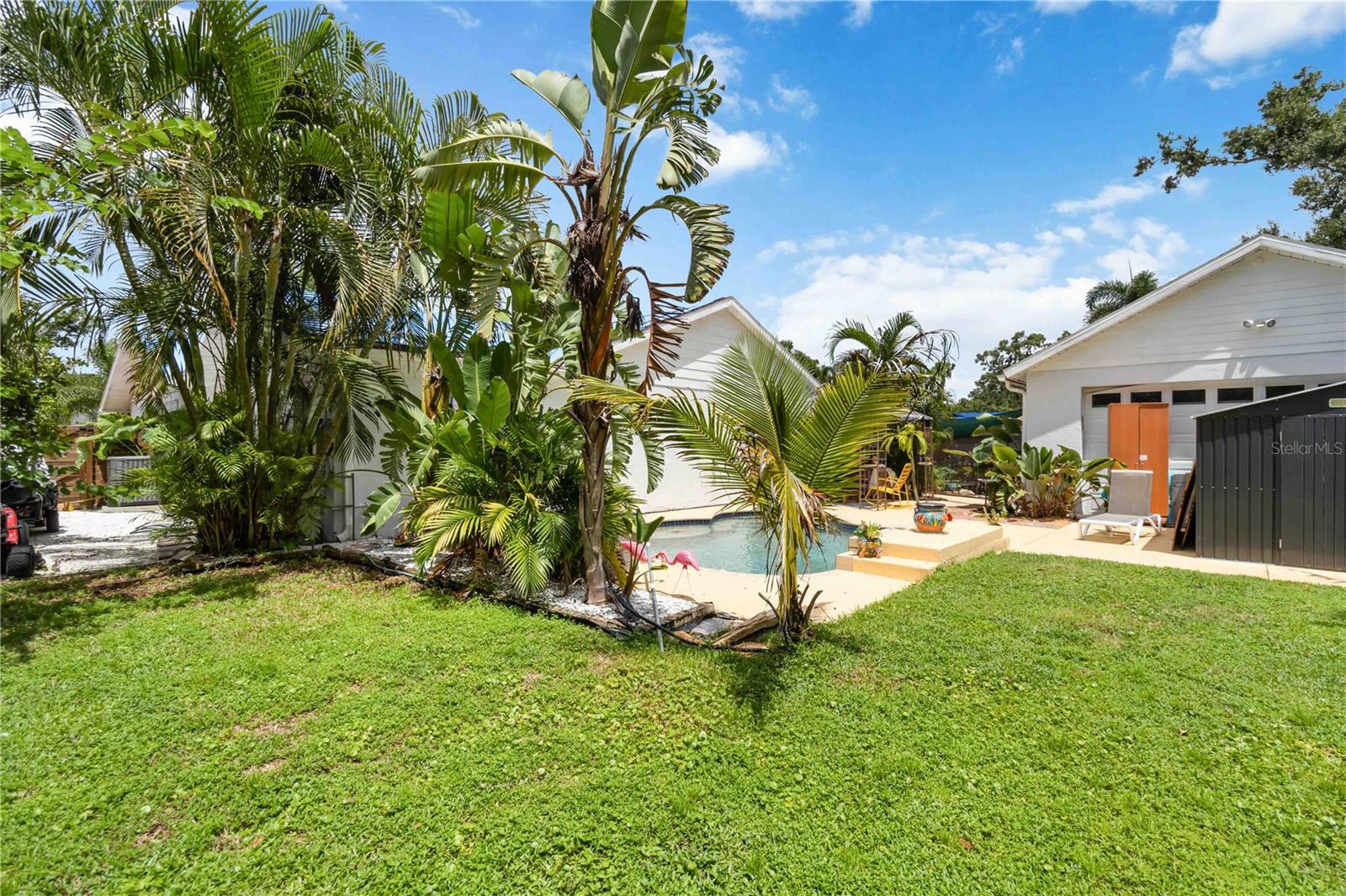 LAKE SARASOTA - Residential