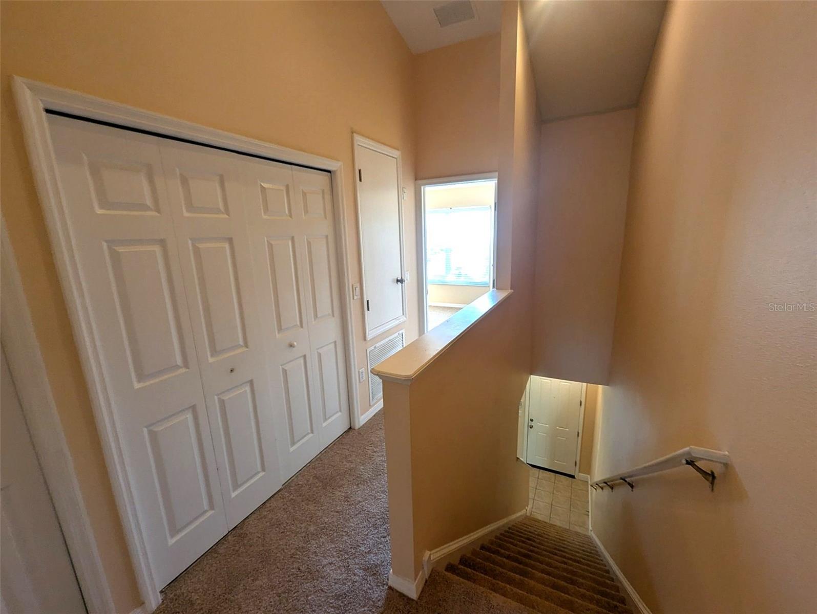 COUNTRY VIEW TWNHMS - Residential