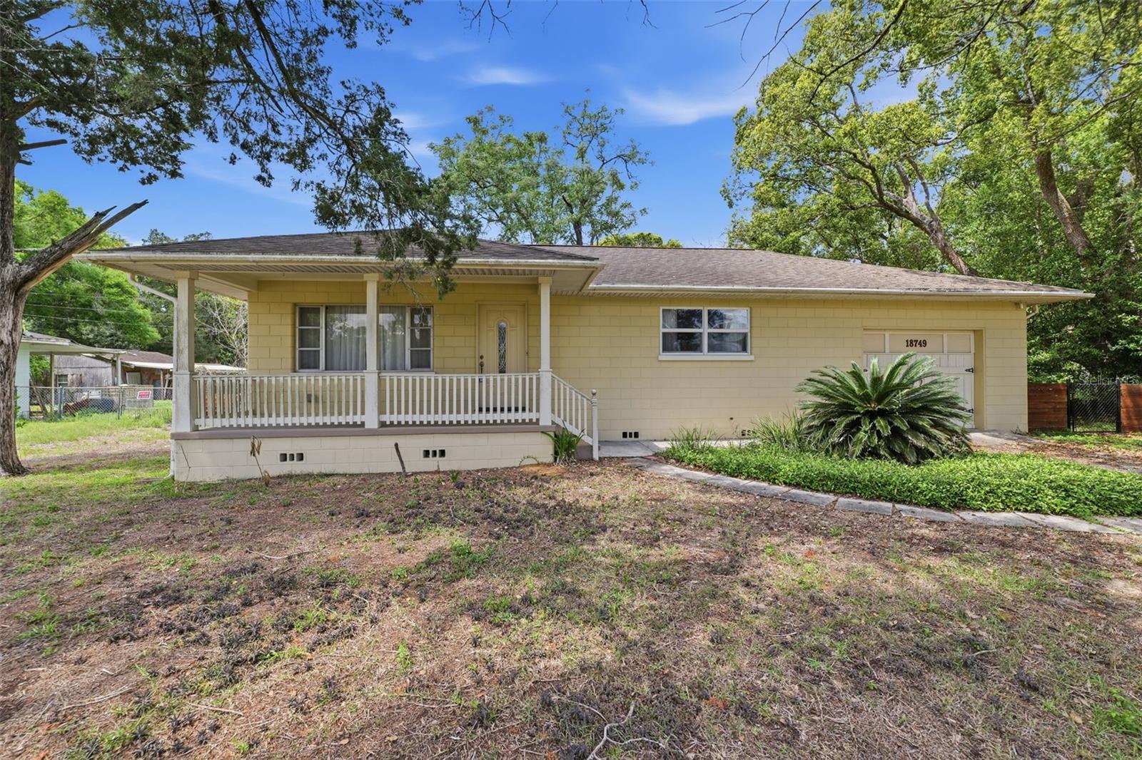 DVORAK MANOR - Residential