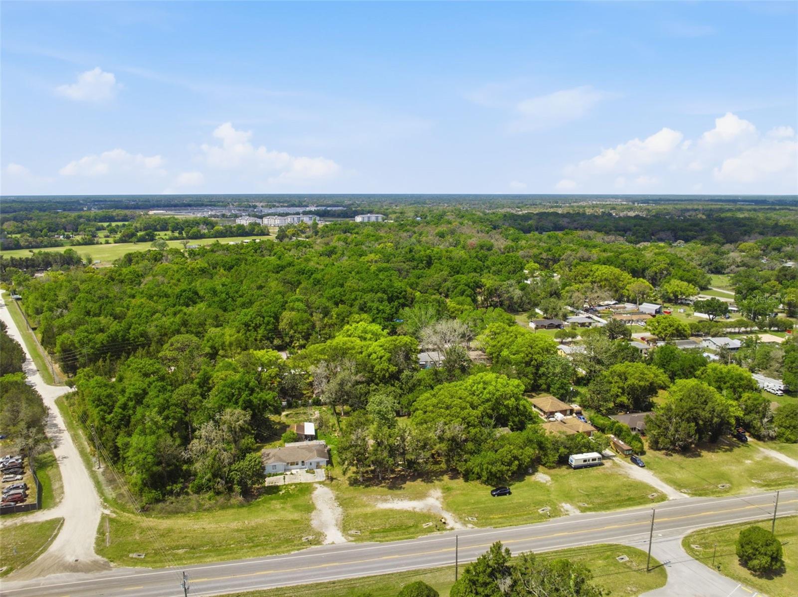 DVORAK MANOR - Residential