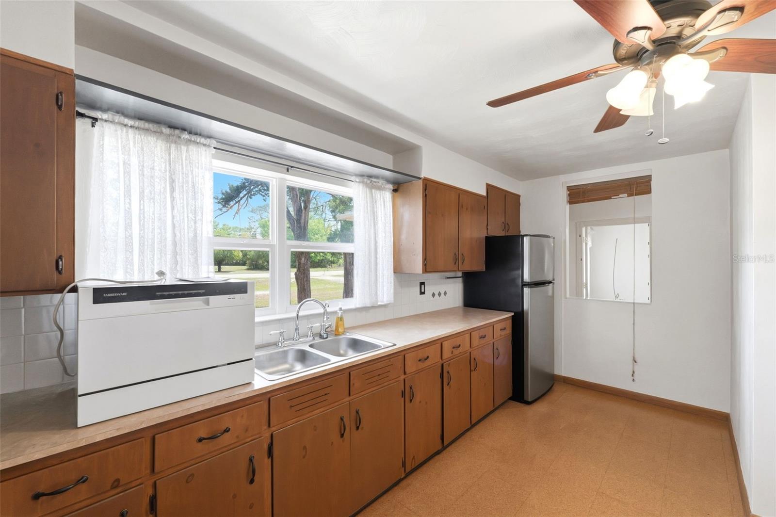 DVORAK MANOR - Residential