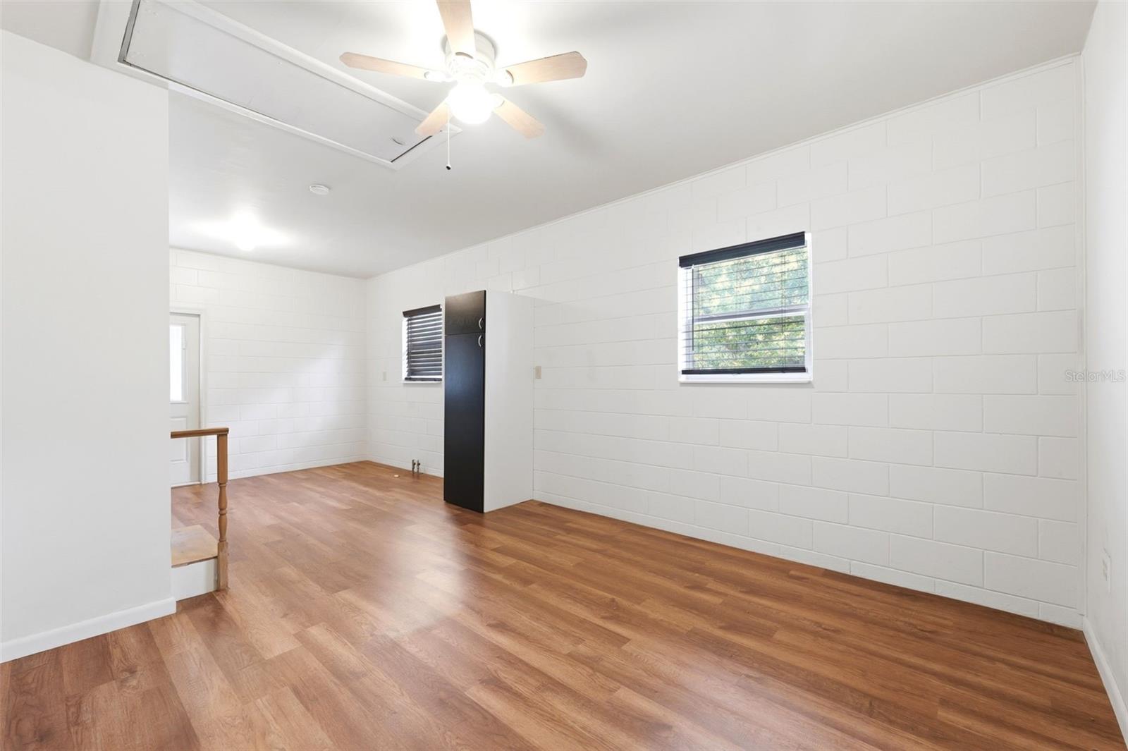 DVORAK MANOR - Residential