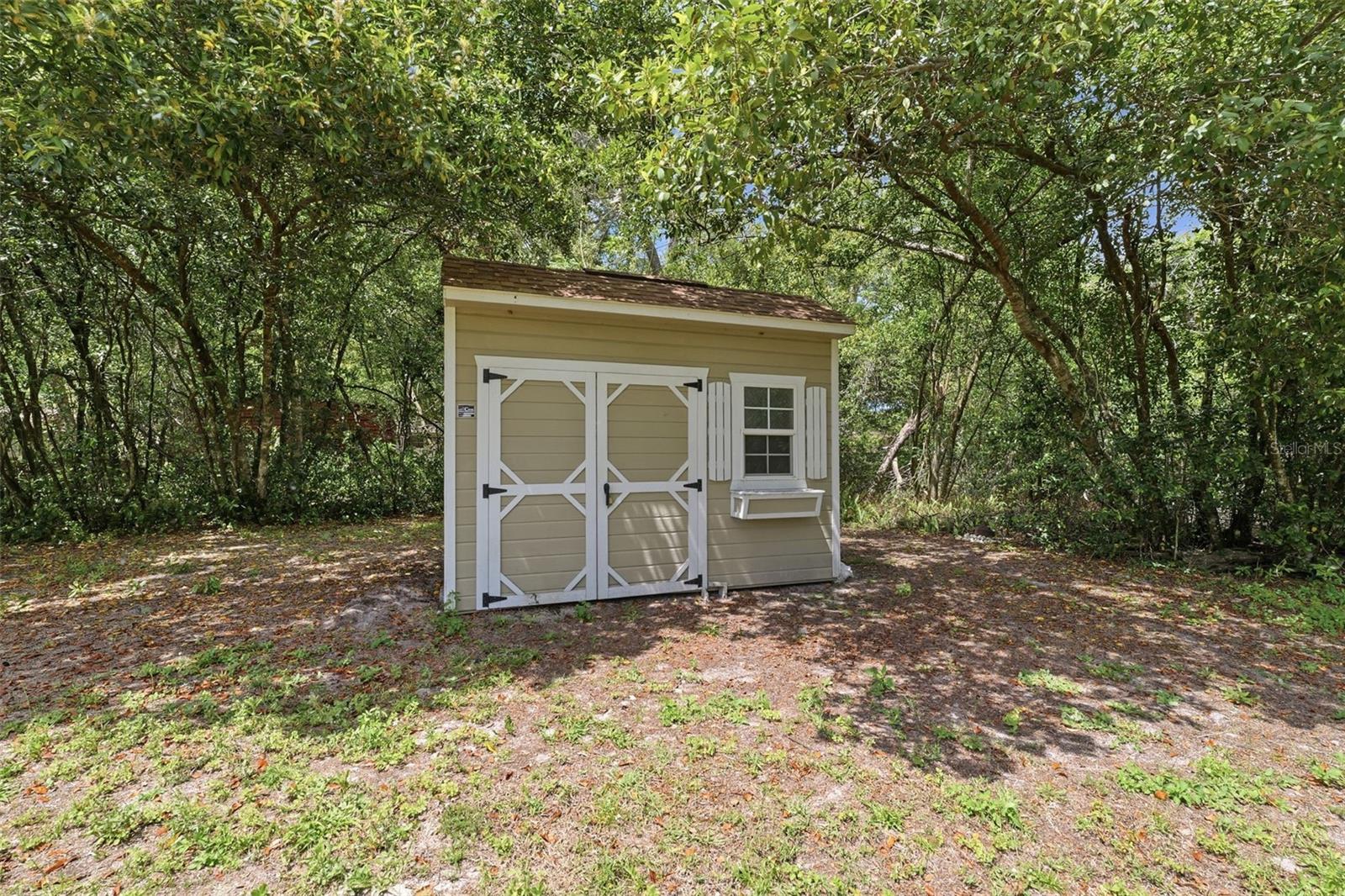 DVORAK MANOR - Residential