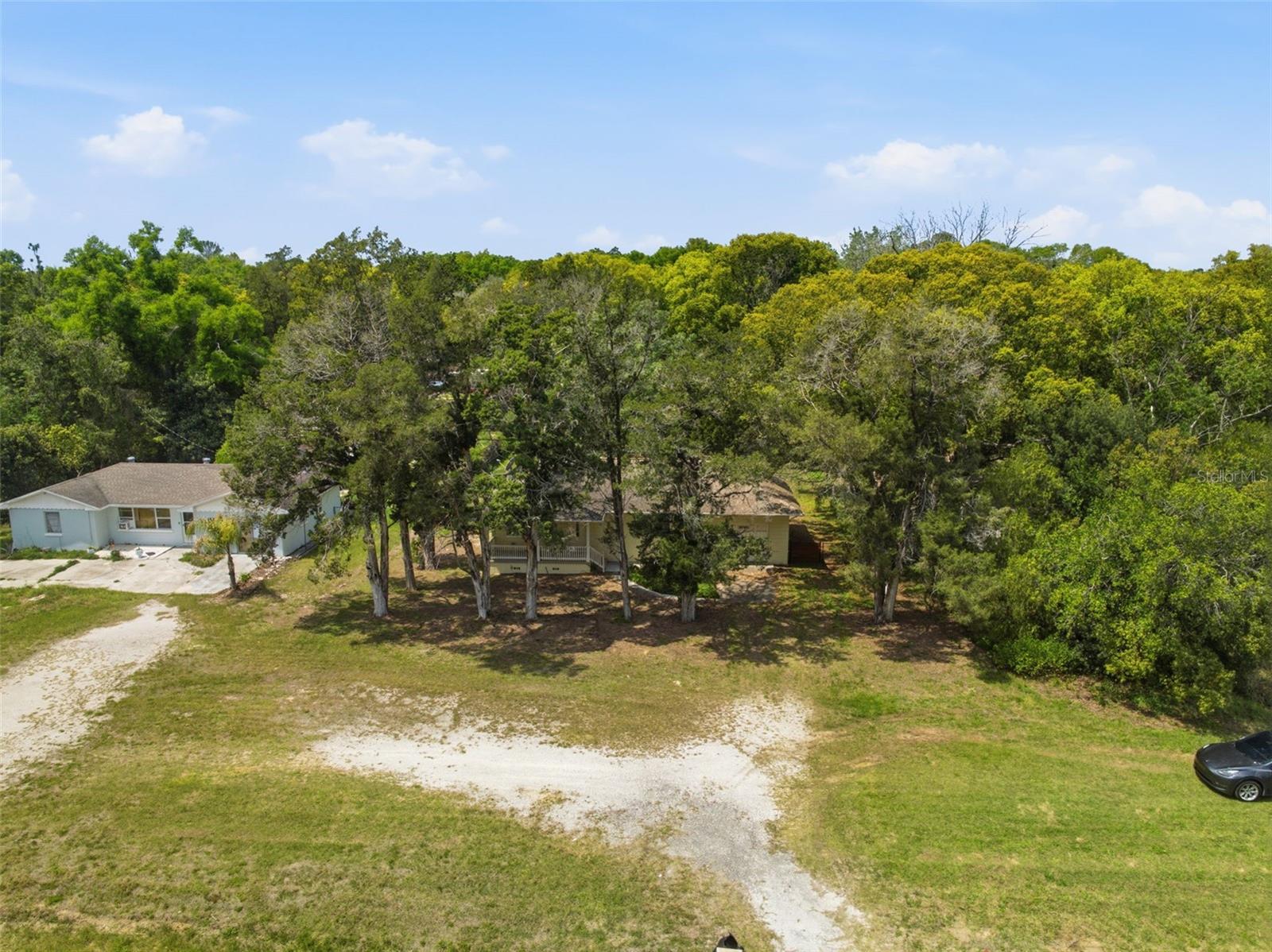 DVORAK MANOR - Residential