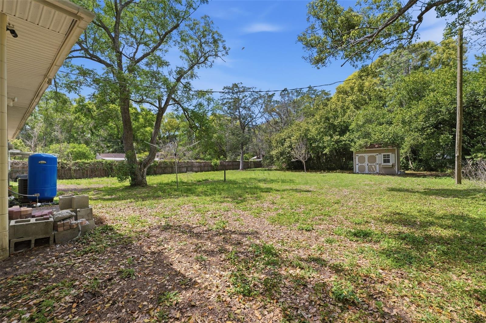 DVORAK MANOR - Residential