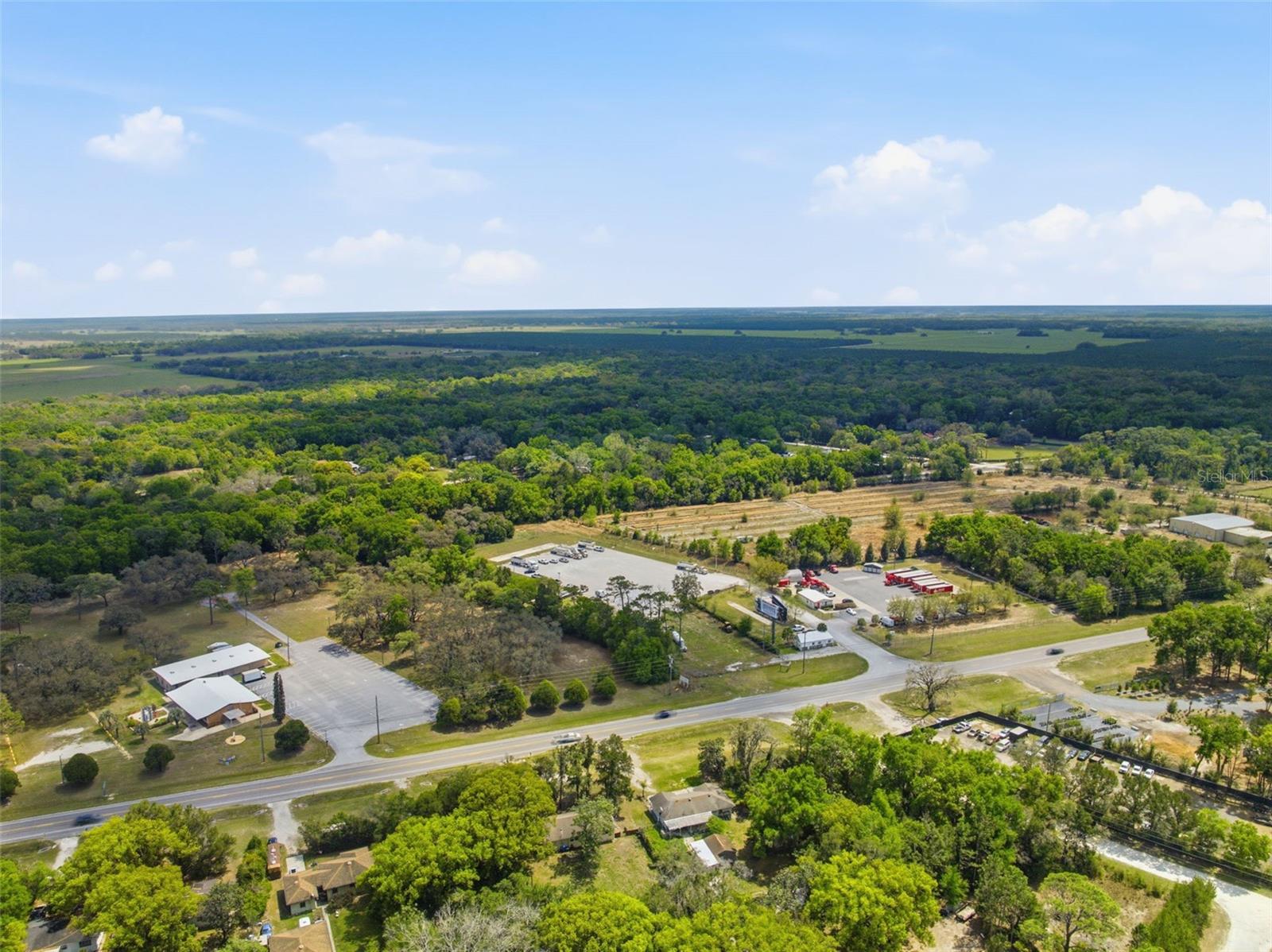 DVORAK MANOR - Residential