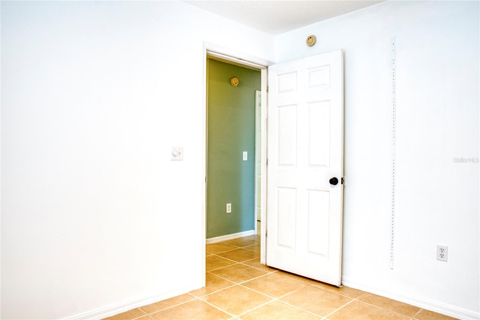 WOODS AT KINGS CREST 02 - Residential