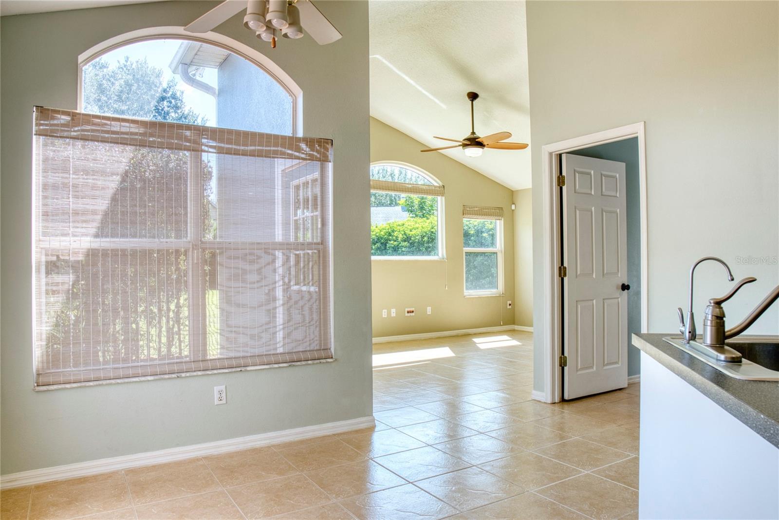 WOODS AT KINGS CREST 02 - Residential