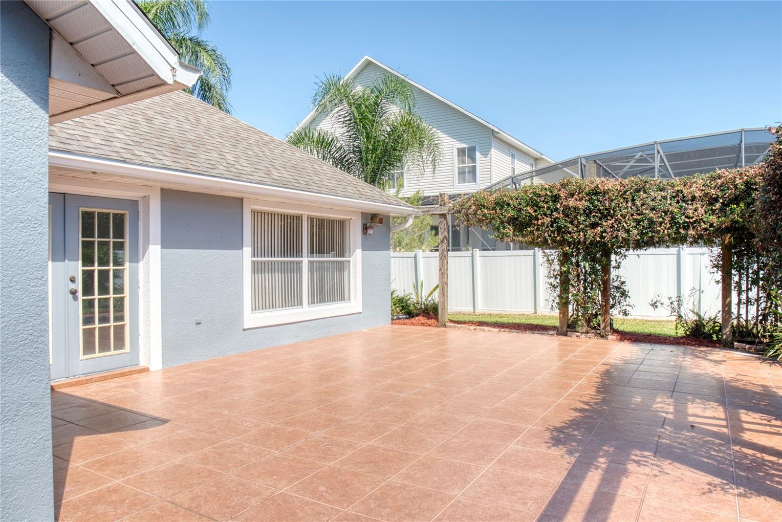 WOODS AT KINGS CREST 02 - Residential