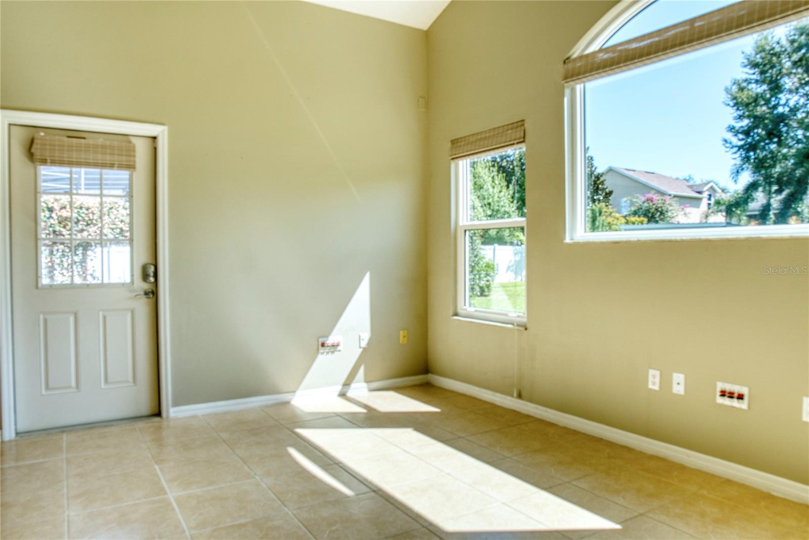 WOODS AT KINGS CREST 02 - Residential