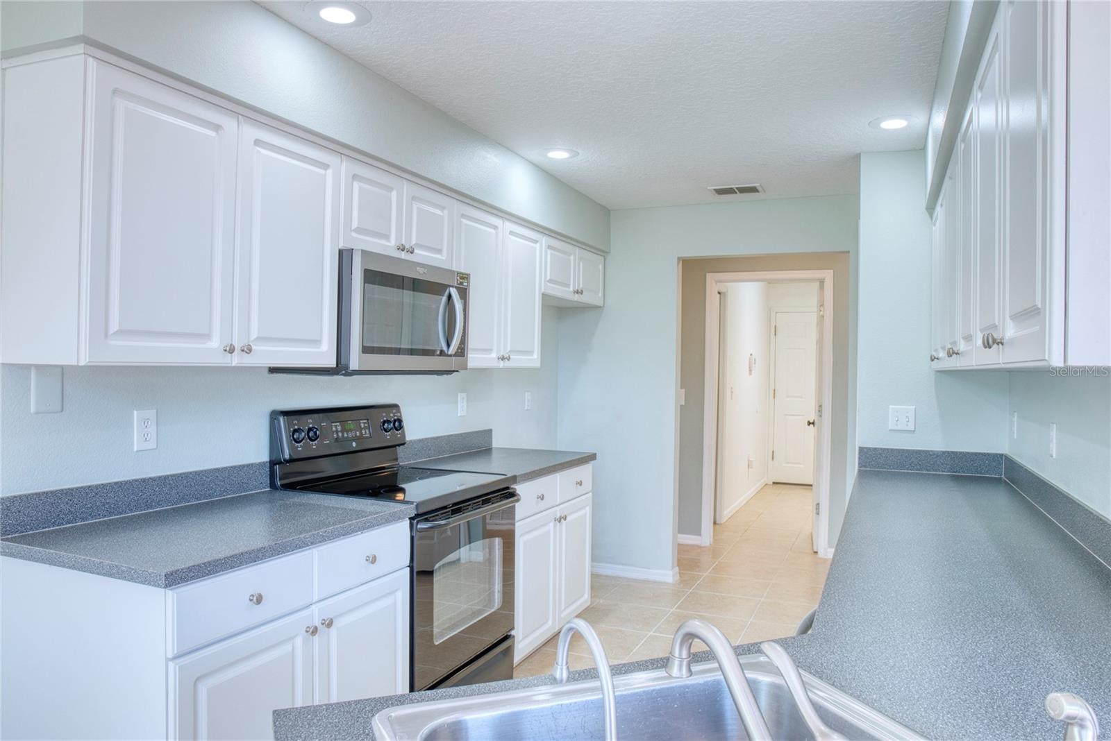 WOODS AT KINGS CREST 02 - Residential