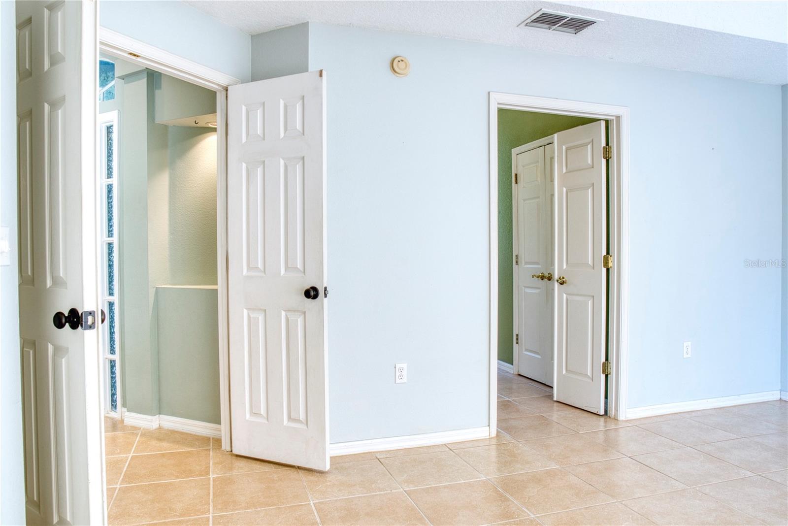 WOODS AT KINGS CREST 02 - Residential