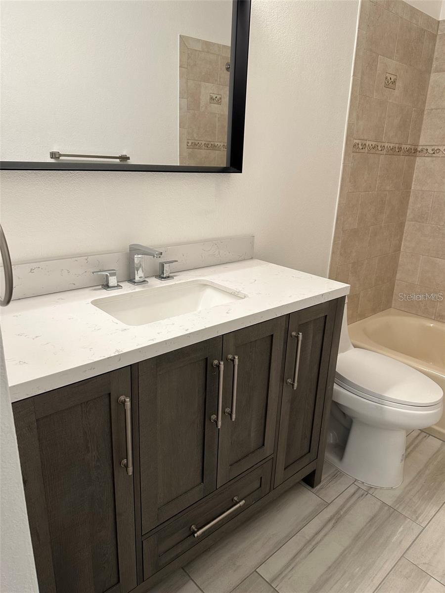 TURNERS C BUCK 4TH ST N ADD - Residential Lease