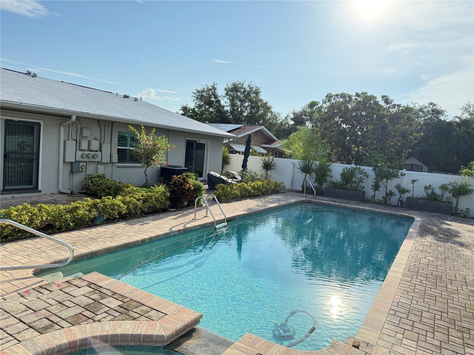 TURNERS C BUCK 4TH ST N ADD - Residential Lease