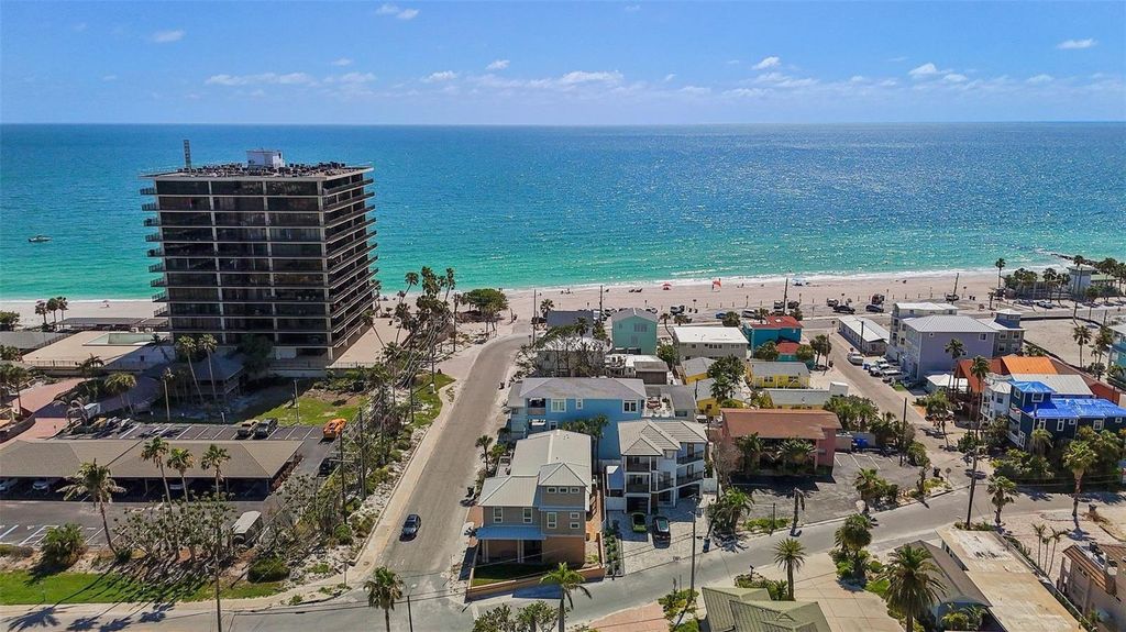 Photo of 44 77th Avenue, Treasure Island, FL 33706 (MLS # TB8392452)