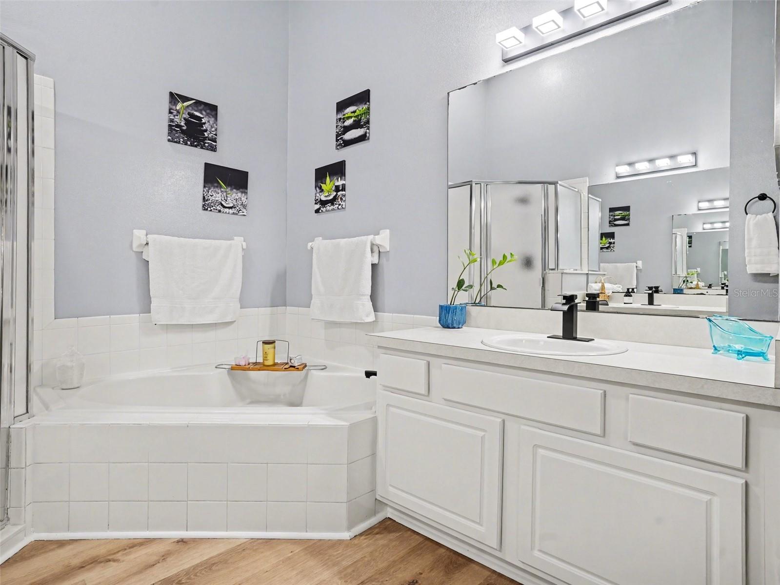 SHERWOOD PH 02 - Residential