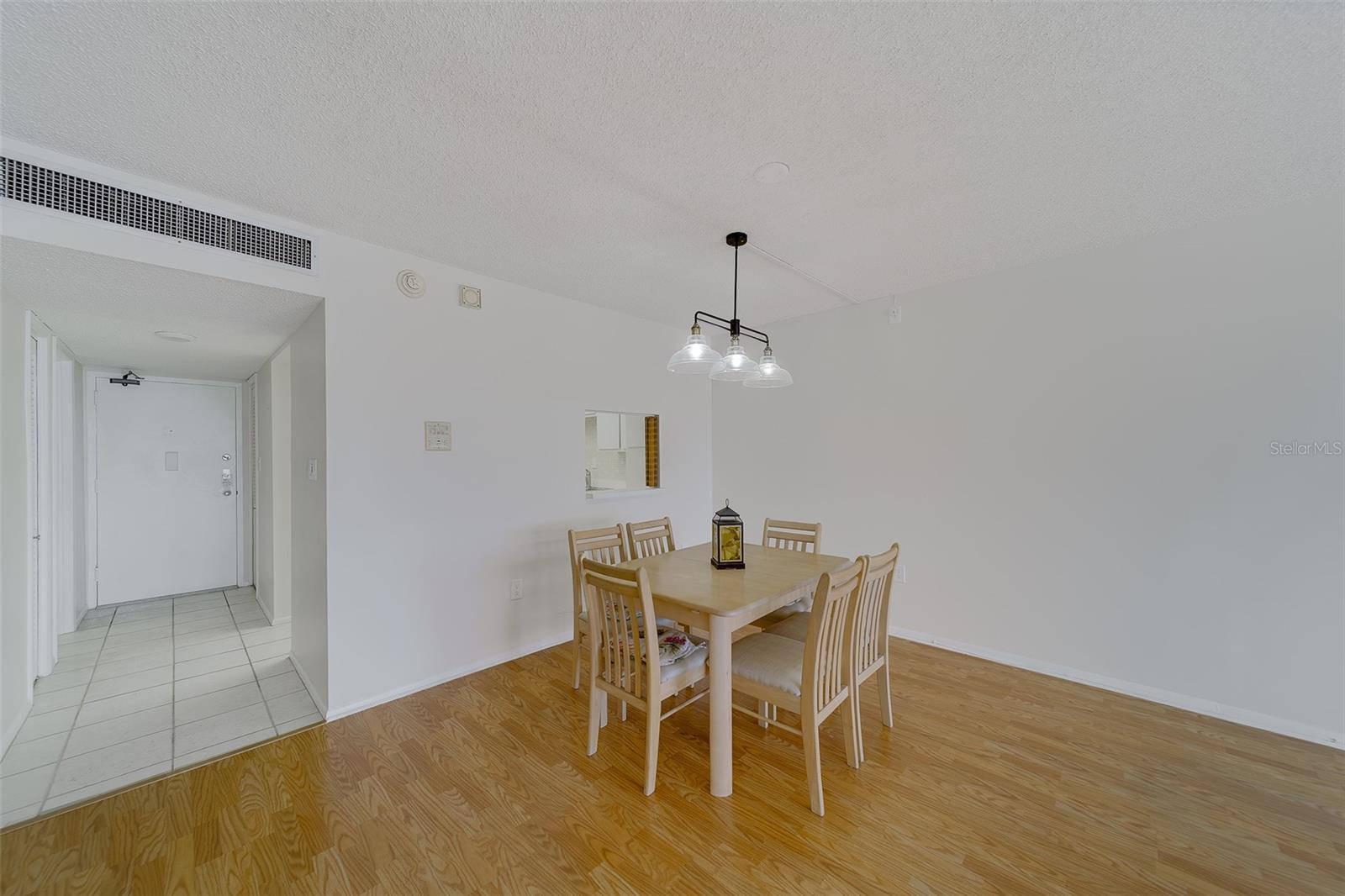 REDINGTON TOWERS BLDG 2 CONDO - Residential