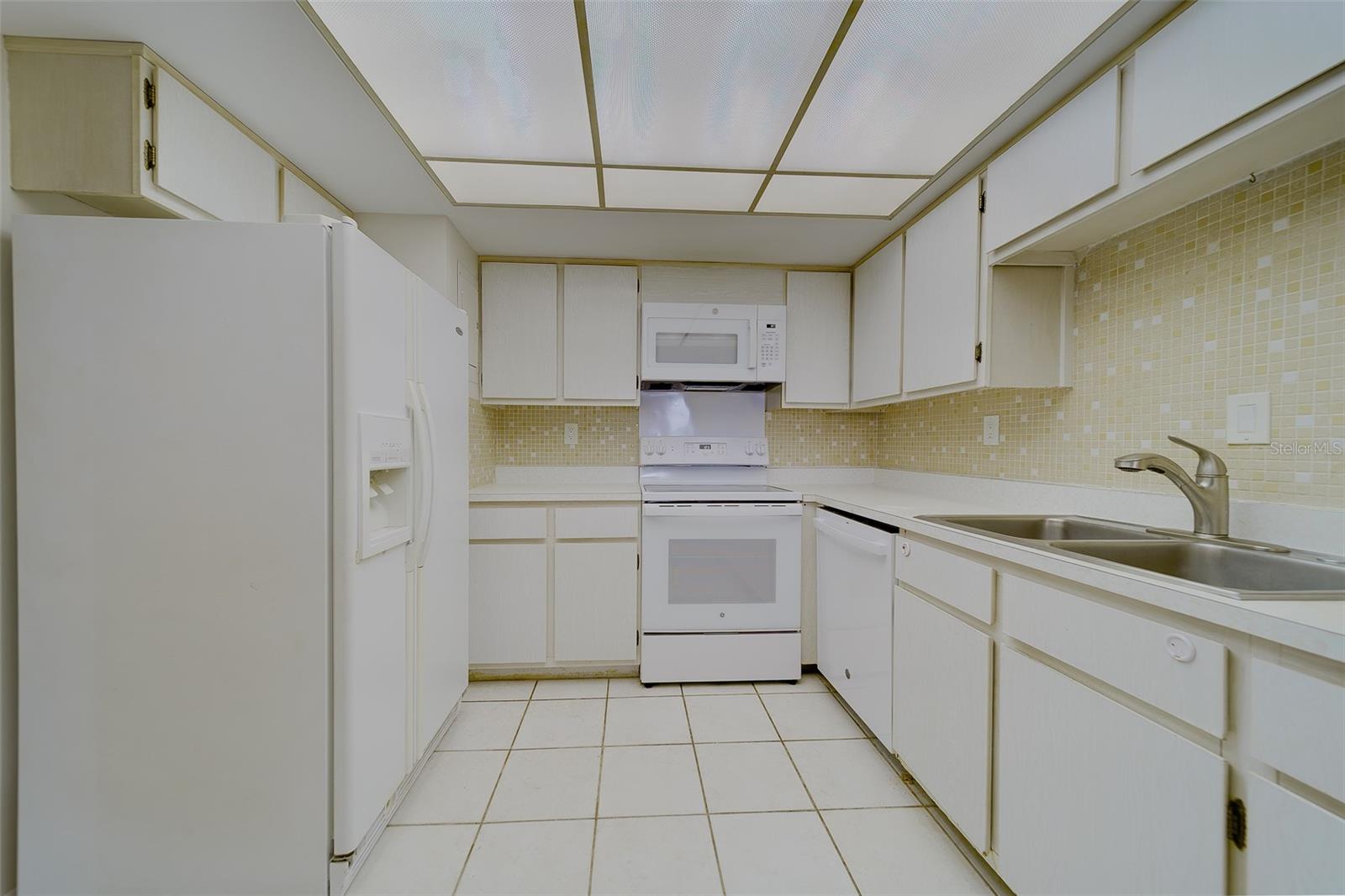 17920 GULF BOULEVARD 1408