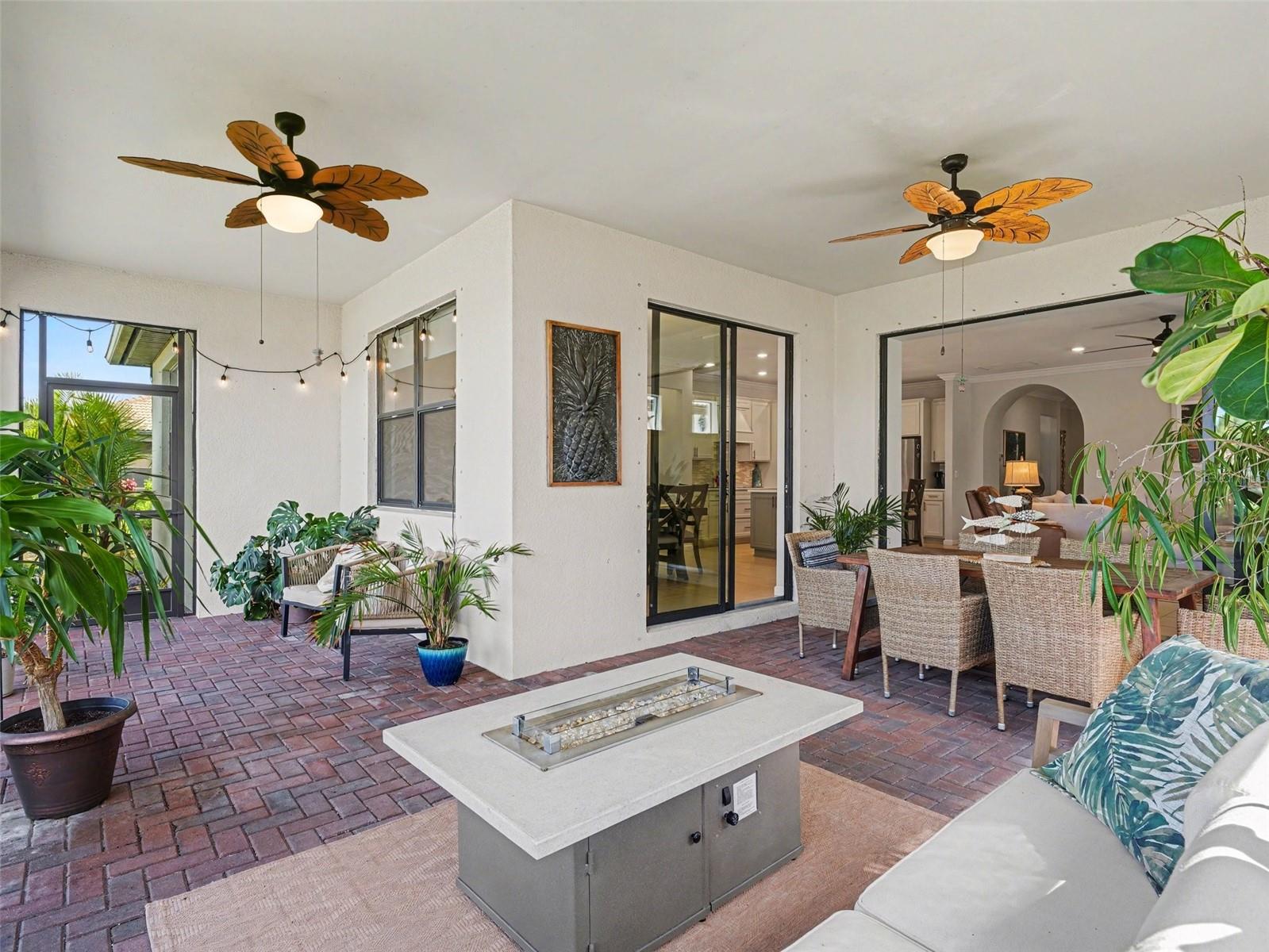 CYPRESS FALLS AT THE WOODLANDS - Residential